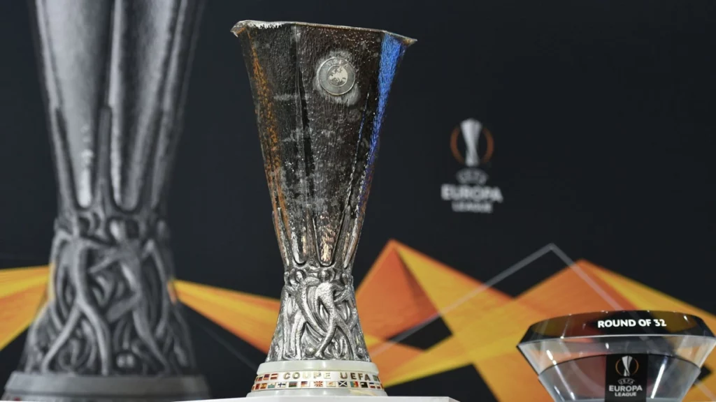 Sevilya və Roma UEFA Avropa Liqası finalına yüksəlmək üçün üstünlük qazanır
